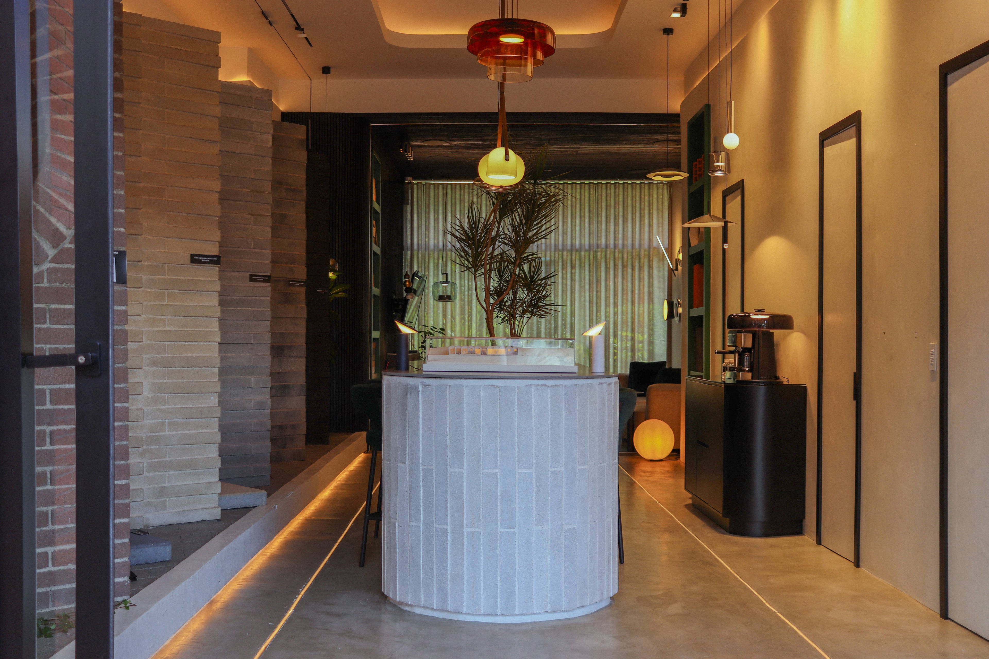 Showroom Cemblock - 8